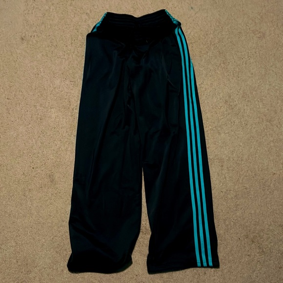 Adidas Grey and Blue Striped Sweatpants Size Medium - Picture 4 of 5